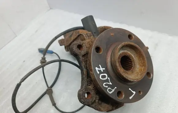 Peugeot 207 Front wheel hub