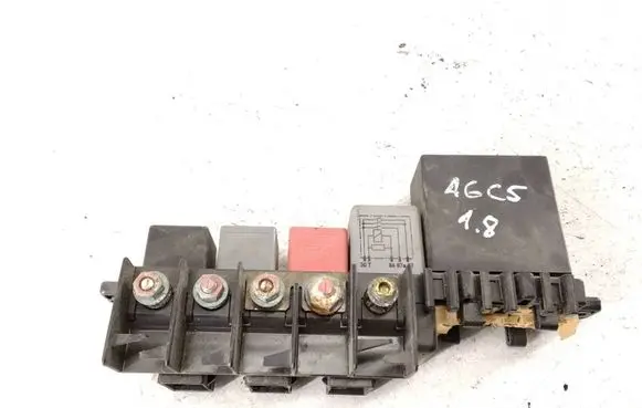 Audi A6 S6 C6 4F Fuse box set 8L0941822A 808093000 896083000