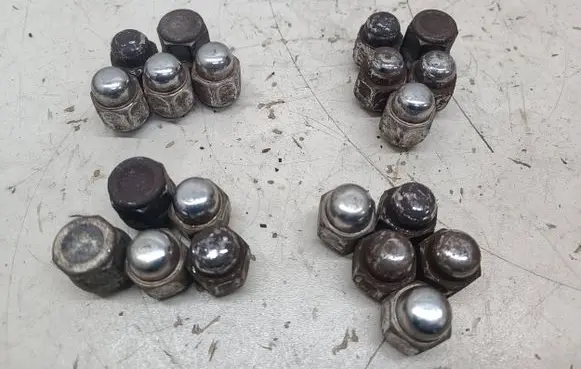 KIA Sportage Nuts/bolts 