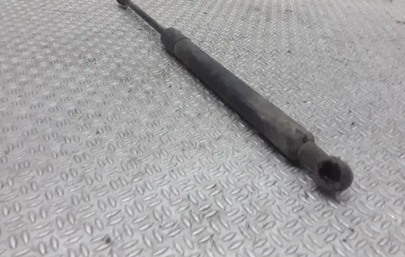 Volvo S80 Tailgate/trunk strut/damper