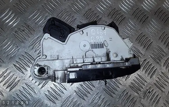 Volkswagen Beetle A5 Front door lock 5K2837016D