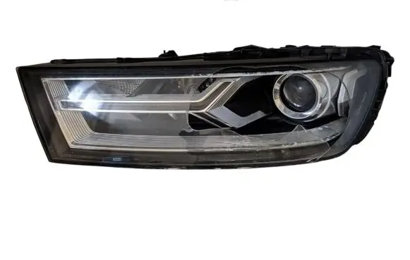 Audi Q7 4M Headlights/headlamps set 4M0941005