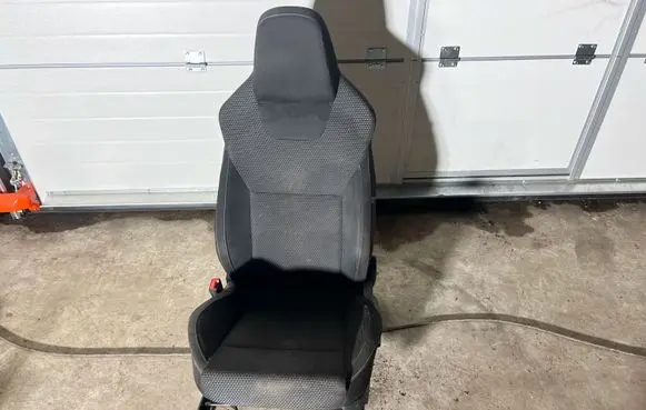 Skoda Rapid (NH) Front driver seat 
