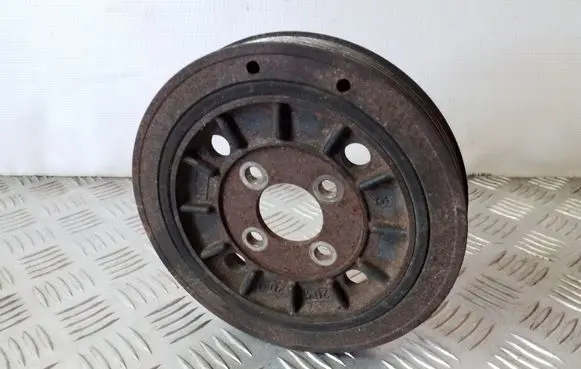 Dodge Nitro Crankshaft pulley