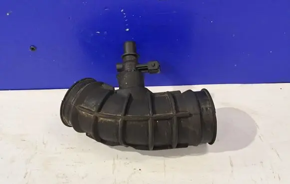 Volvo S60 Air intake hose/pipe 30636854