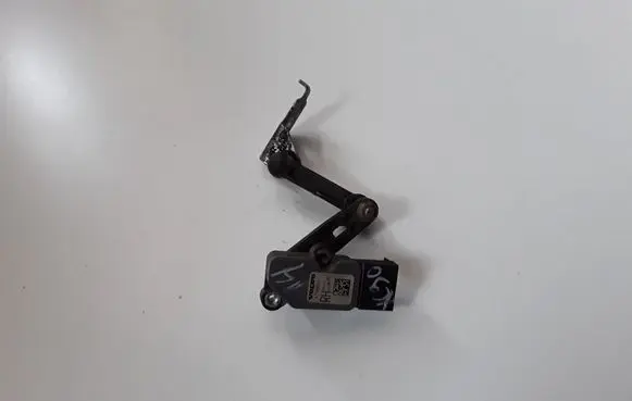 Volvo XC90 Rear air suspension level height sensor 31406563