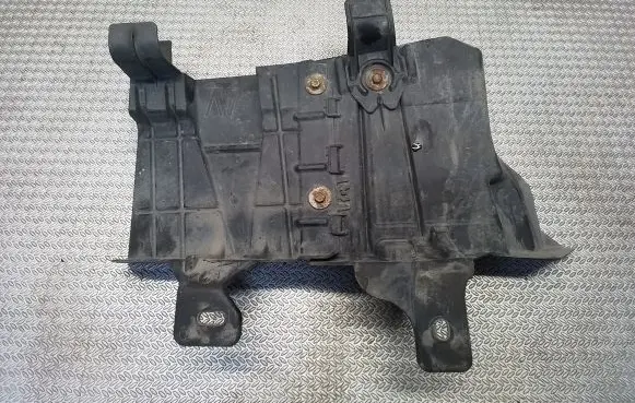 Citroen Berlingo Engine splash shield/under tray 9676379280