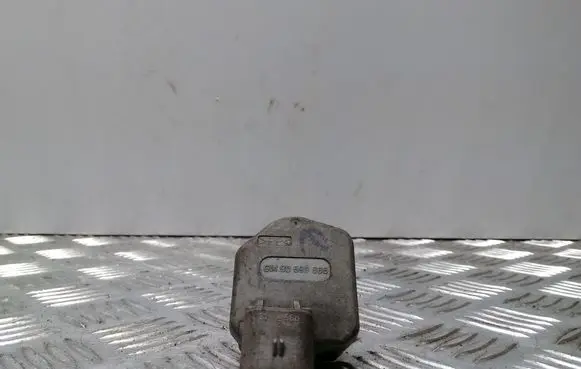 Opel Astra G Headlight level adjustment motor 90590665