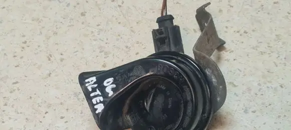 Seat Altea Horn signal E9703881157