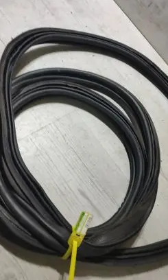 Jeep Cherokee Seal rubber (tailgate) 7777707