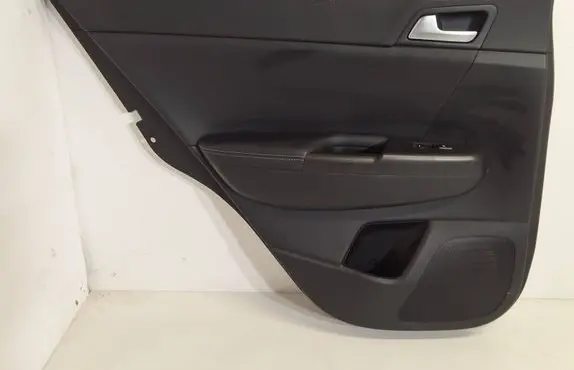 Hyundai Tucson TL Coupe rear side trim panel 