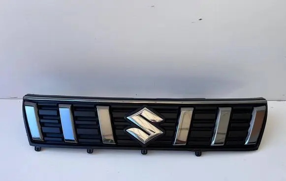 Suzuki Vitara (LY) Front grill 72121-86R0