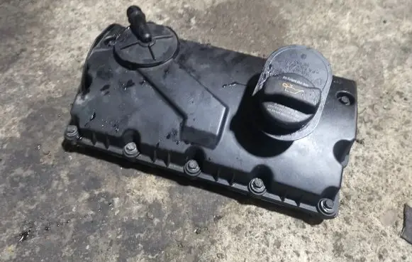 Rocker cam cover