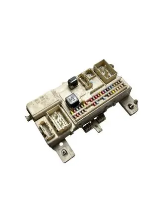 Volvo C30 Fuse module 31254903