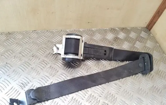 Opel Zafira B Front seatbelt 560834901E 604512200