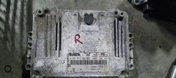 Renault Master II Engine control unit/module 0281011432 8200311550