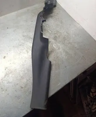 Dodge RAM (B) pillar trim (bottom) 6dq89trmab