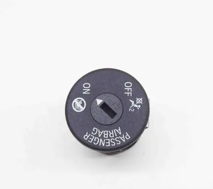Passenger airbag on/off switch