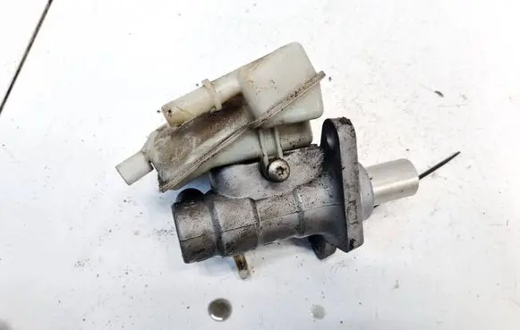 Ford Galaxy Master brake cylinder