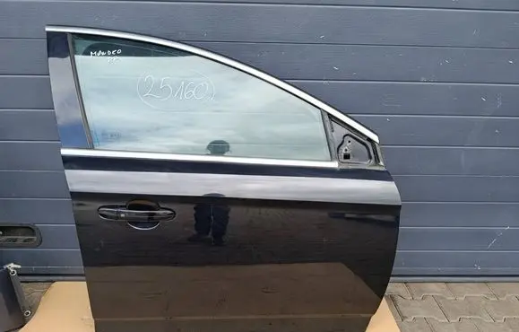 Ford Mondeo MK IV Front door 