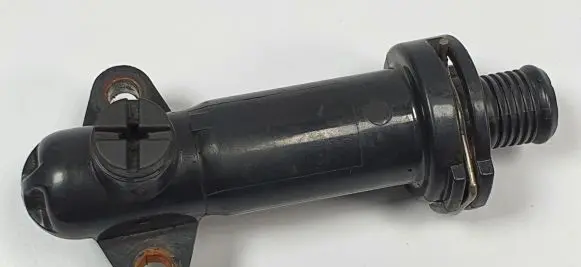 BMW 3 E90 E91 EGR thermostat 