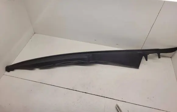 Lexus GS 300 350 430 450H Fender end trim 5382530160 3380530100