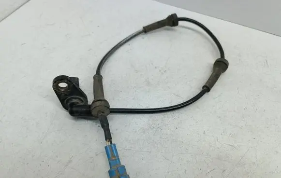 Nissan X-Trail T30 ABS rear brake sensor 47901EQ010