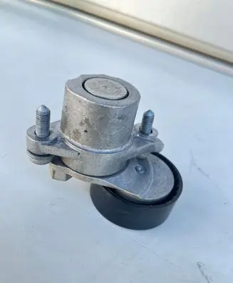 Skoda Fabia Mk3 (NJ) Generator/alternator belt tensioner 04E145299L