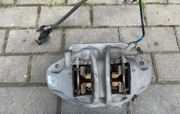 Audi Q5 SQ5 Front brake caliper 80A615106Q