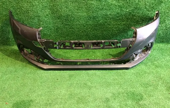 Peugeot 208 Front bumper 1688748X