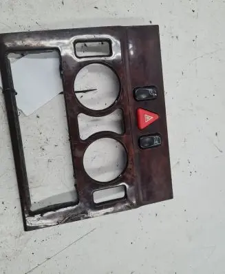 Mercedes-Benz E W210 Dashboard center trim panel A2106880308