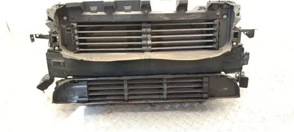 Volvo XC40 Radiator set 32339436 32377472 32348653