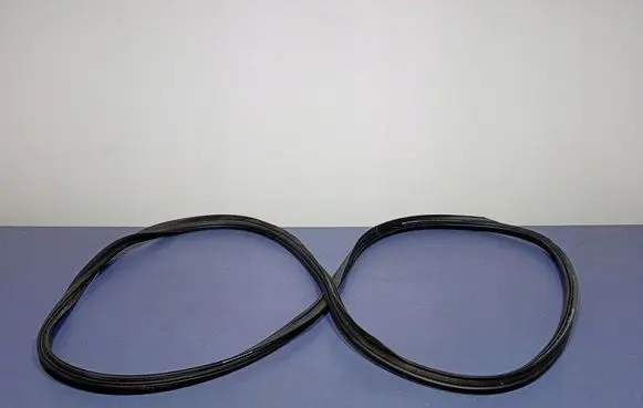 Peugeot 508 II Trunk rubber seal (body) 9813391980