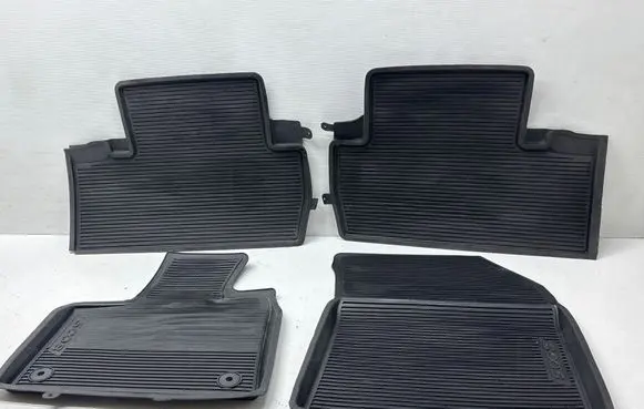 Peugeot 5008 II Car floor mat set 1616435080 1616435380 1686218280