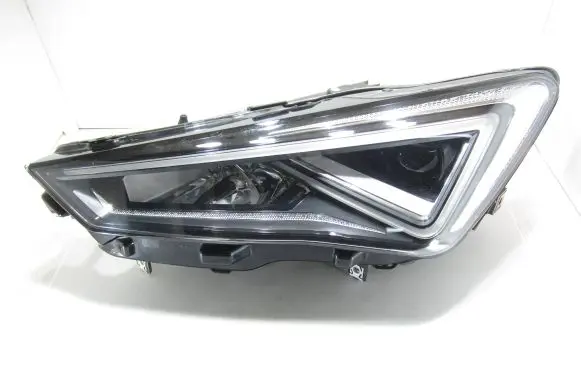 Seat Tarraco Headlight/headlamp 5FJ941007J 90143460 011D02A00