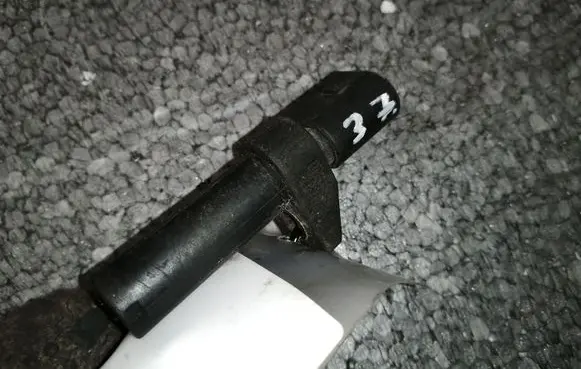 Mercedes-Benz E W211 Crankshaft position sensor 0031532828
