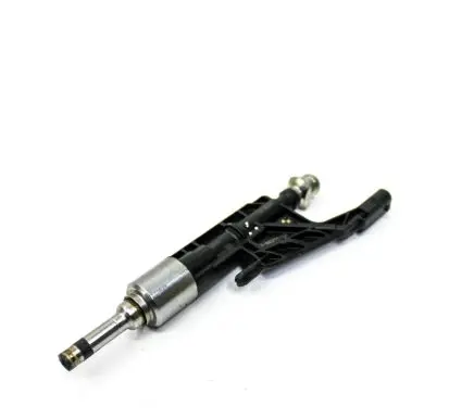 BMW X1 F48 F49 Fuel injector 8625396