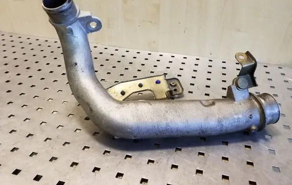 Mazda Premacy Engine coolant pipe/hose