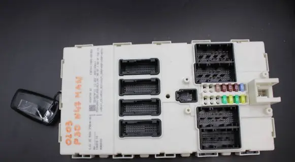 BMW 3 F30 F35 F31 Comfort/convenience module 9324784 61359324 10681810