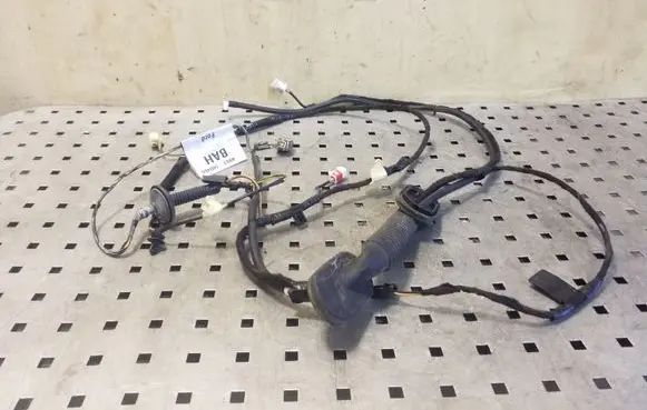 Ford Focus Tailgate/trunk wiring harness BV6T14D466