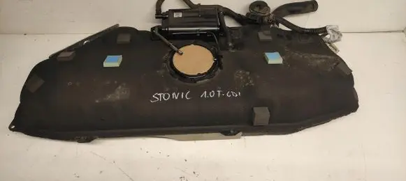 KIA Stonic Fuel tank 31100-H8200