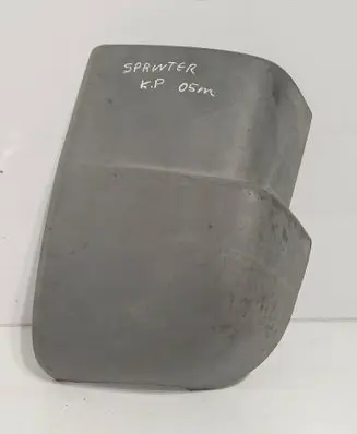 Rear bumper corner part panel trim