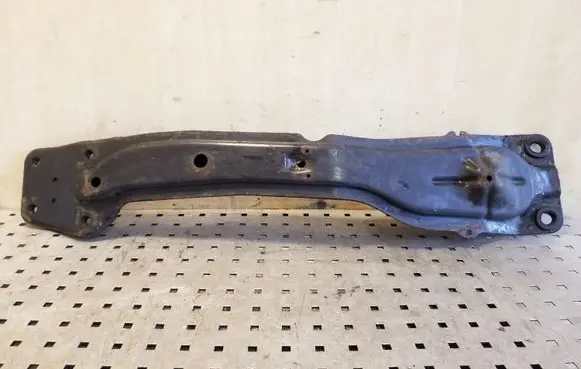 Nissan X-Trail T30 Front subframe