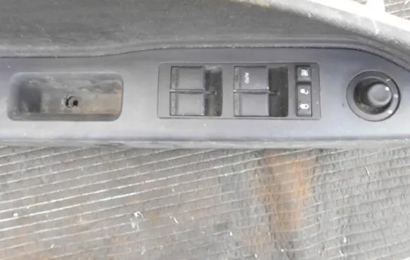 Jeep Grand Cherokee (WK) Other switches/knobs/shifts