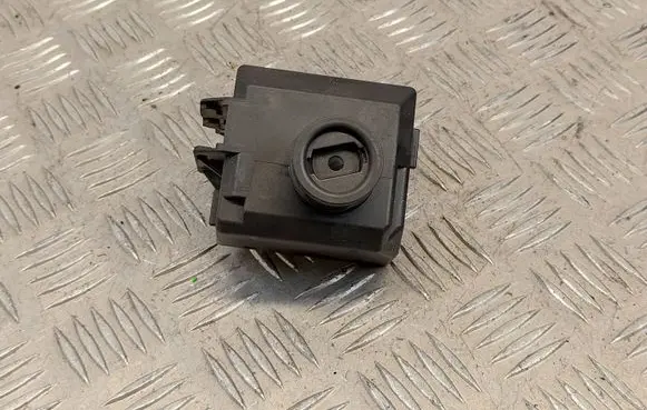Mercedes-Benz CLA C117 X117 W117 Ignition lock A2469054702 90521PKG00P33 1011194503