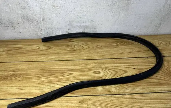 Volkswagen Golf VI Other engine bay part 