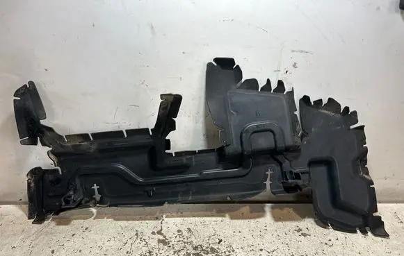 Opel Grandland X Intercooler air guide/duct channel YP00027980 YP00015180 4129