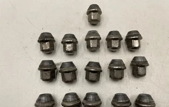 Ford Transit Courier Nuts/bolts 