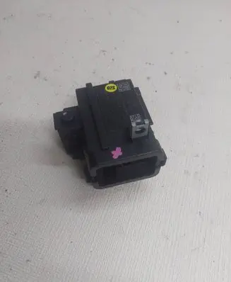 Audi A4 S4 B8 8K Ignition lock 8K0909131C 3330410105 08245163251