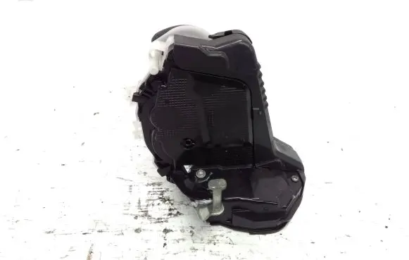Subaru XV II Rear door lock M5314520